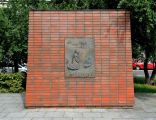 Willy Brandt monument in Warsaw 05