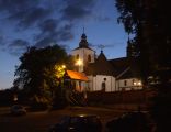Kościół w Gdowie w nocy